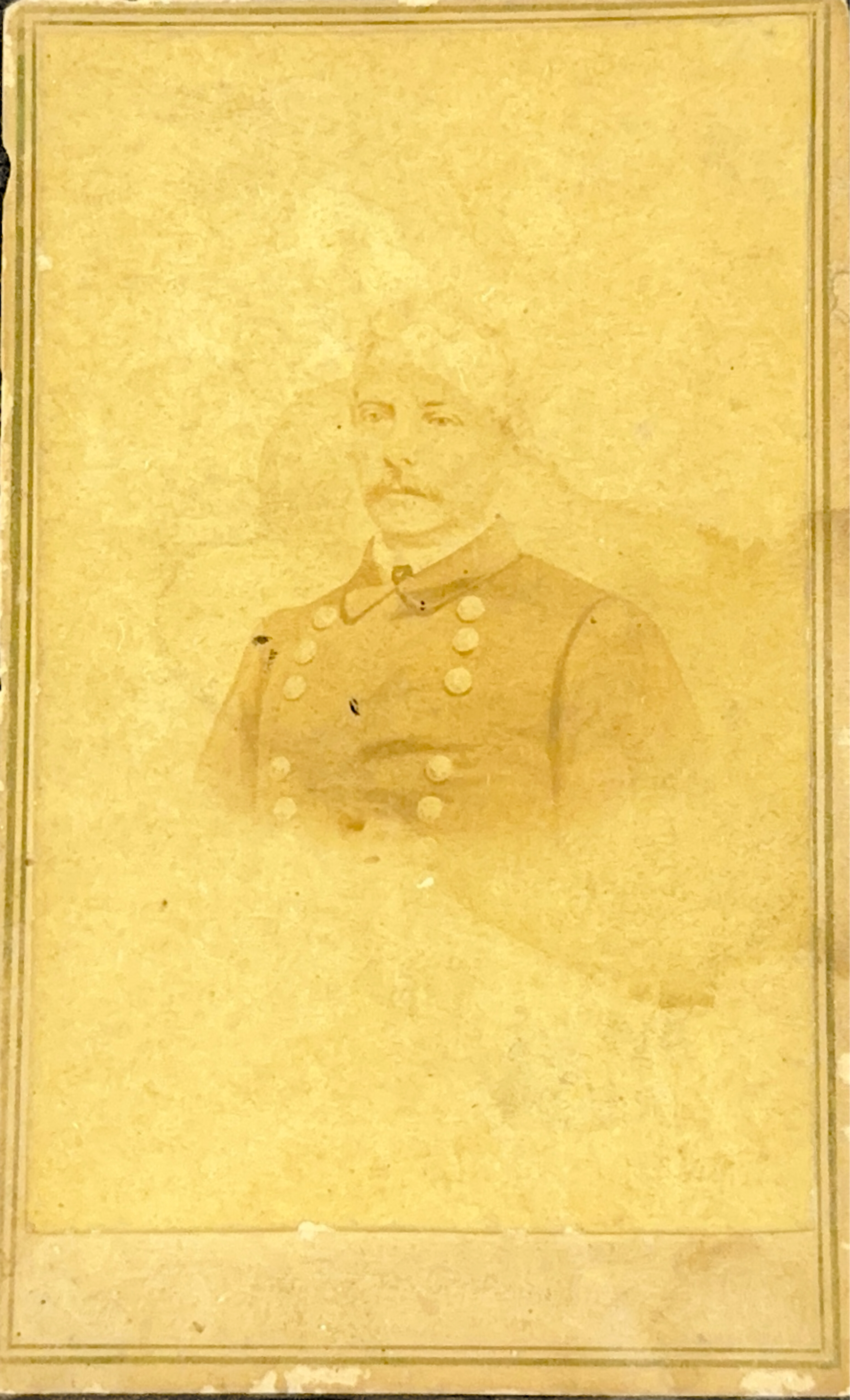 Portrait of the bust of GT Beauregard in military uniform facing the camera.